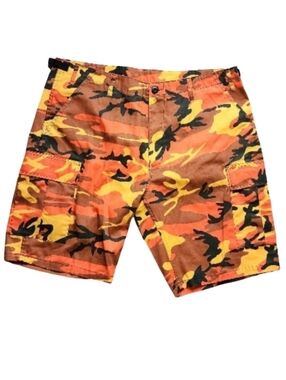Backbone Camo Cargo Shorts Men's Size 40‎